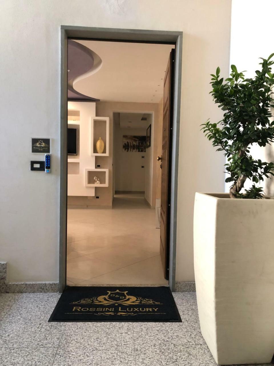 B&B Rossini Luxury Rende Eksteriør bilde